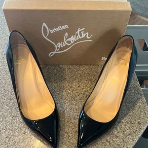 Christian Louboutin Pigalle 85 patent